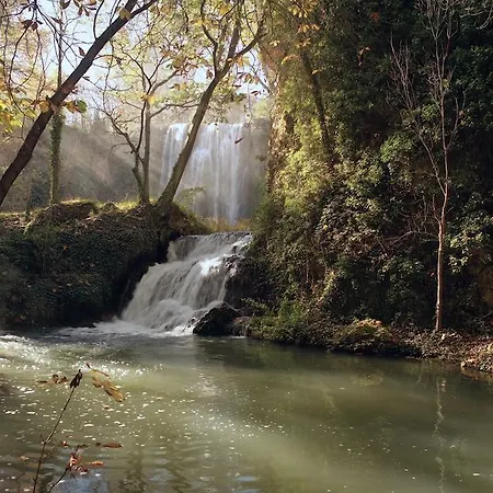 Monasterio De Piedra فندق 3*