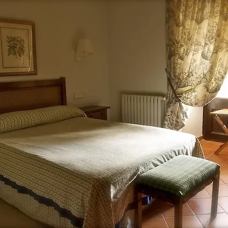 Hotel Monasterio De Piedra