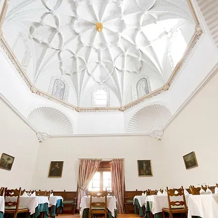 فندق Monasterio De Piedra 3*