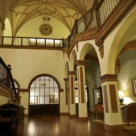 Monasterio De Piedra