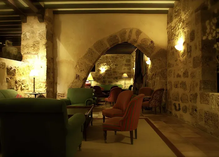 Hotel Monasterio De Piedra 3*