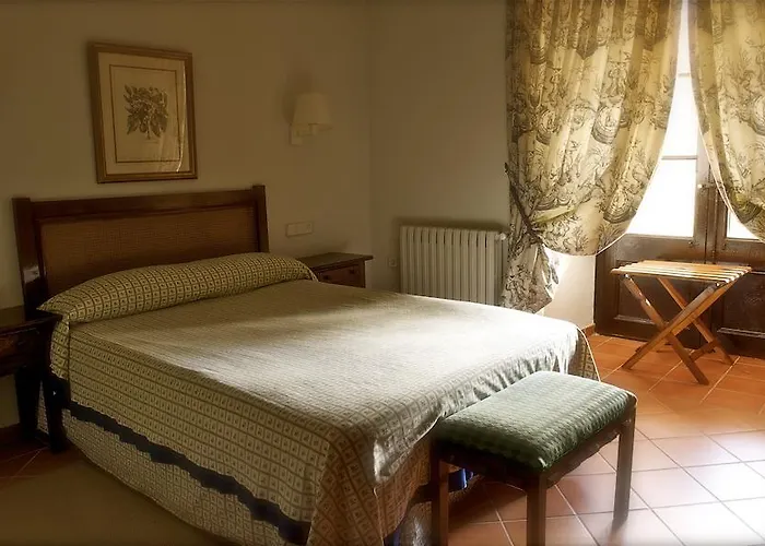 Hotel Monasterio De Piedra