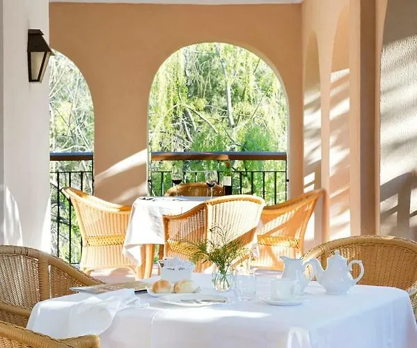 Monasterio De Piedra Hotel 3*