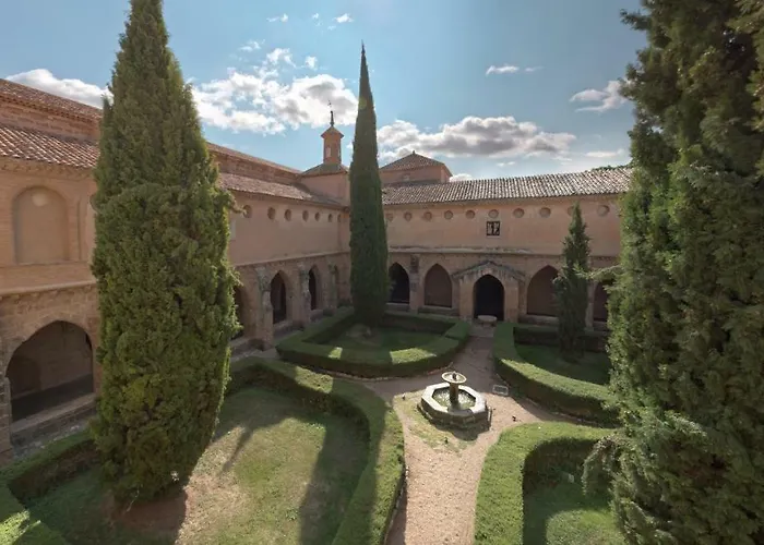 Monasterio De Piedra 3* Нуэвалос