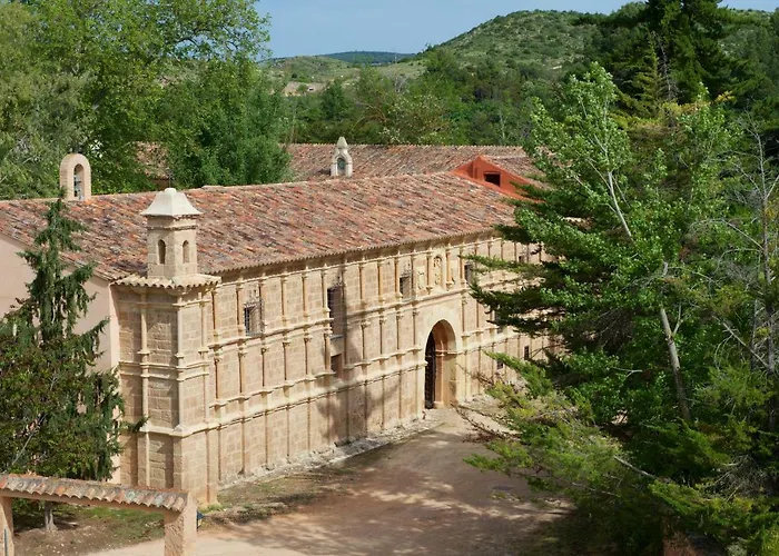 Monasterio De Piedra