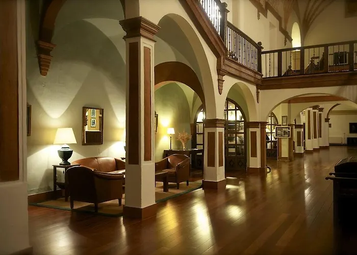 Monasterio De Piedra